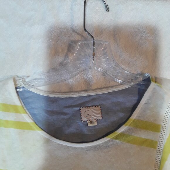 New w/o tags Beautiful Tunic Top - purchased at Anthropologie pastel yellow and - Picture 4 of 8